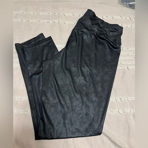 Runway ready faux leather leggings